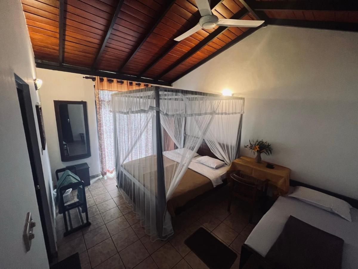 Ambiente Guest House Ella Buitenkant foto