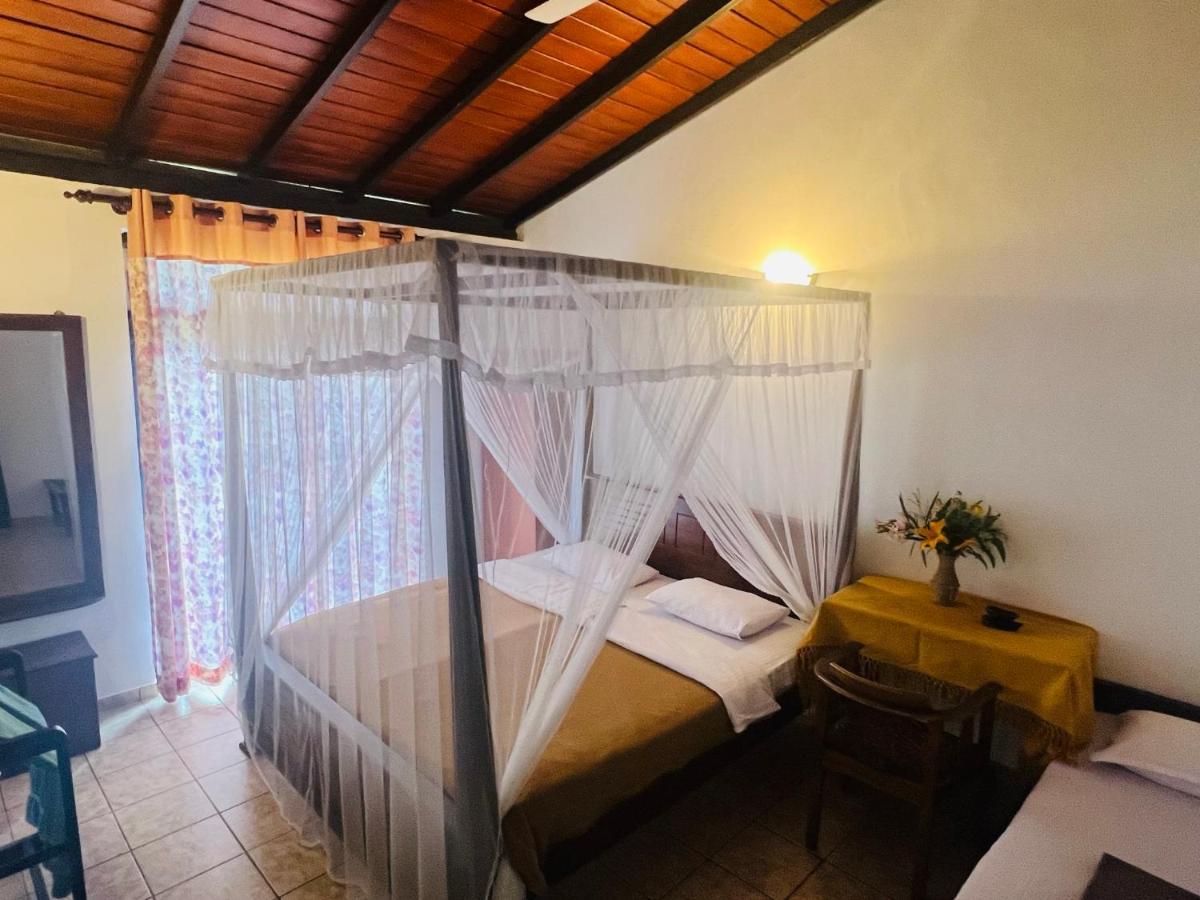 Ambiente Guest House Ella Buitenkant foto